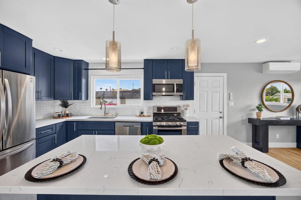4852 Kings Way - photo 14