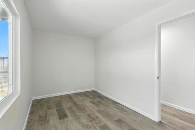 5001 W Florida Avenue, Hemet CA: https://media.crmls.org/mediaz/c9ec46bf-ae97-42d3-81f0-e6609d26c614.jpg