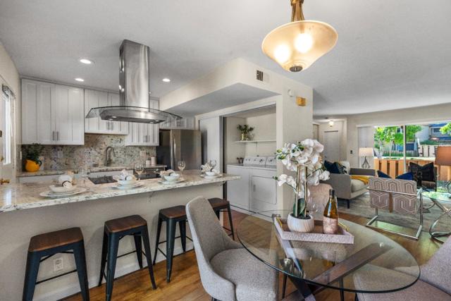 125 Connemara Way, Sunnyvale CA: https://media.crmls.org/mediaz/c9ecabb2-2f2d-4e9b-b961-4143a736072a.jpg