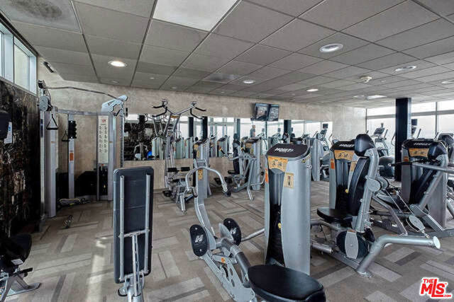 3810 Wilshire Boulevard, Los Angeles CA: https://media.crmls.org/mediaz/c9ede653-78b4-4fd1-8094-9af5755b7b0c.jpg