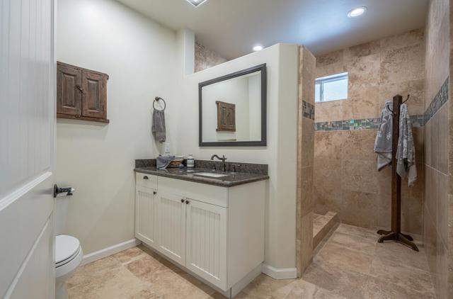 9247 Holly Hill Drive, Salinas CA: https://media.crmls.org/mediaz/c9edf754-0046-4ebe-a853-5d0b20d6f636.jpg