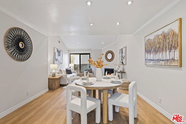 620 W Hyde Park Boulevard, Inglewood CA: https://media.crmls.org/mediaz/c9ee270e-f2f6-4234-87c8-72a06b50cb14.jpg