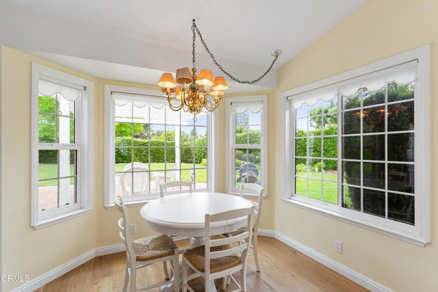 6861 Aviano Drive, Camarillo CA: https://media.crmls.org/mediaz/c9f0667a-c944-4d73-a8a1-ae9db110bcc3.jpg