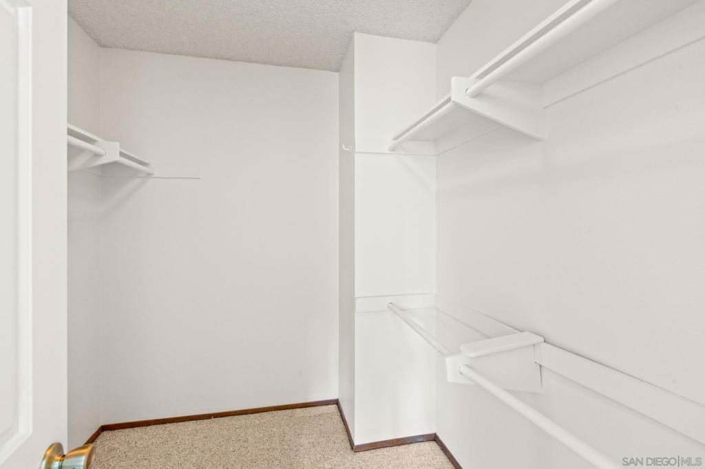 3435 Reynard - photo 15