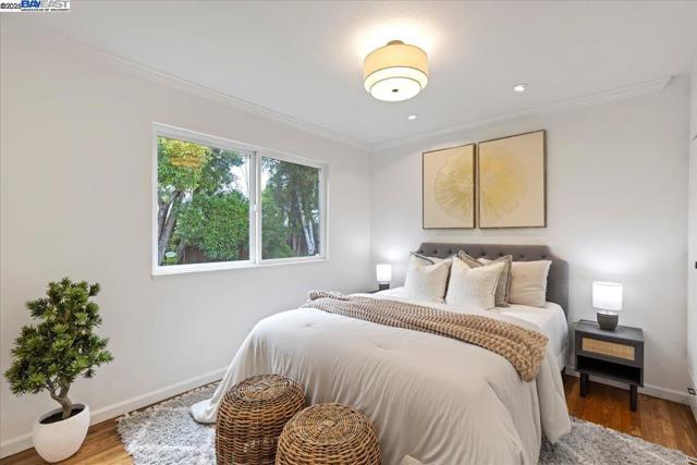 34264 Atteridge Pl, Fremont CA: https://media.crmls.org/mediaz/c9f241d4-d069-4d41-8ec4-df7c87771fe1.jpg