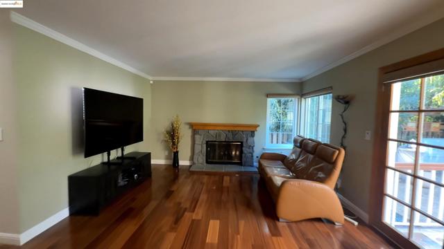 2270 Tamarisk Ct, Discovery Bay CA: https://media.crmls.org/mediaz/c9f26b85-6765-4674-8fff-772291fa10ce.jpg