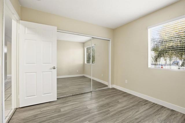 525 N Beech St, Escondido CA: https://media.crmls.org/mediaz/c9f2fb0f-ae7e-4f34-9a7d-c6e75d510793.jpg