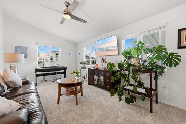 Detail Gallery Image 10 of 31 For 200 N El Camino Real Spc 15,  Oceanside,  CA 92058 - 3 Beds | 2 Baths