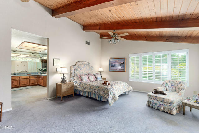 11616 E Las Posas Road, Camarillo CA: https://media.crmls.org/mediaz/c9f3efc8-02af-427f-9255-18780fb77b3f.jpg