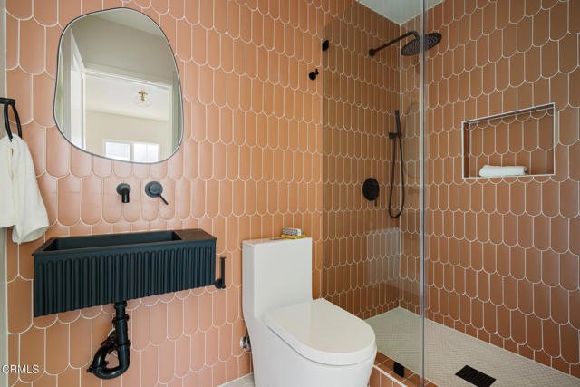 Detail Gallery Image 33 of 45 For 4170 4th Ave, Los Angeles,  CA 90008 - 3 Beds | 3 Baths