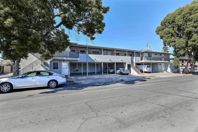 Image 8 of 18 For 215 Oak Street