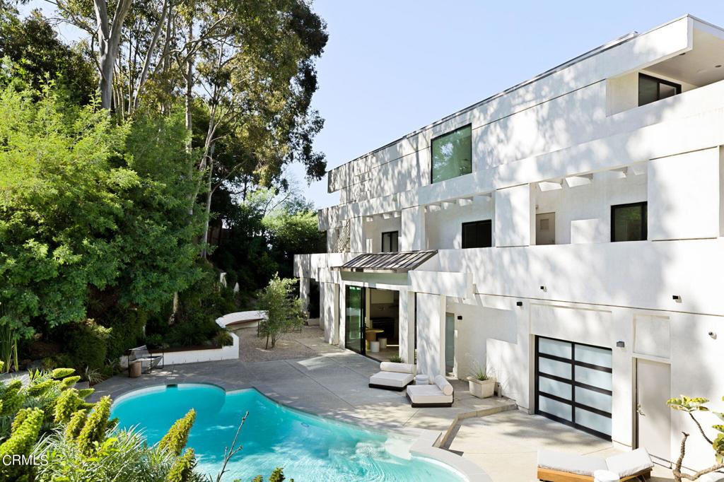 11210 Briarcliff LaneStudio City img 21