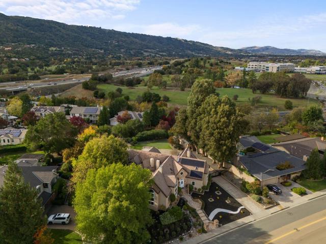 6607 Arlington Drive, Pleasanton CA: https://media.crmls.org/mediaz/c9f6e8ba-8d0c-4249-9034-31cedc000d67.jpg