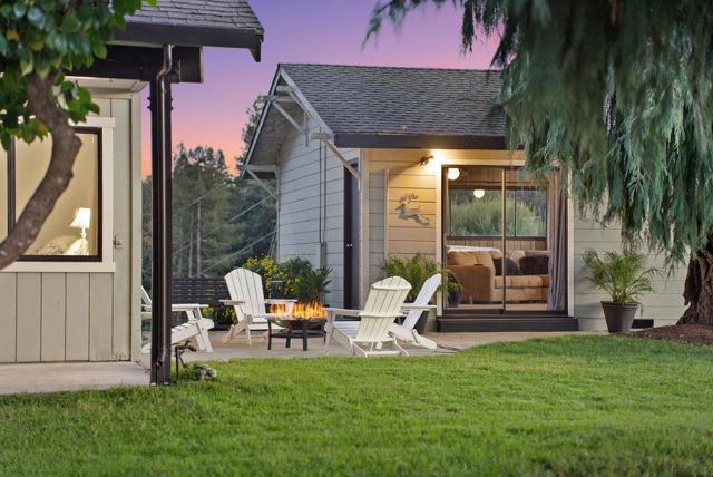 500 Valencia School Road, Aptos CA: https://media.crmls.org/mediaz/c9f73dba-b9b7-4f01-8a9e-389afd7c13f7.jpg