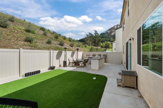 Detail Gallery Image 27 of 33 For 264 Hass Ln, Fallbrook,  CA 92028 - 5 Beds | 3 Baths