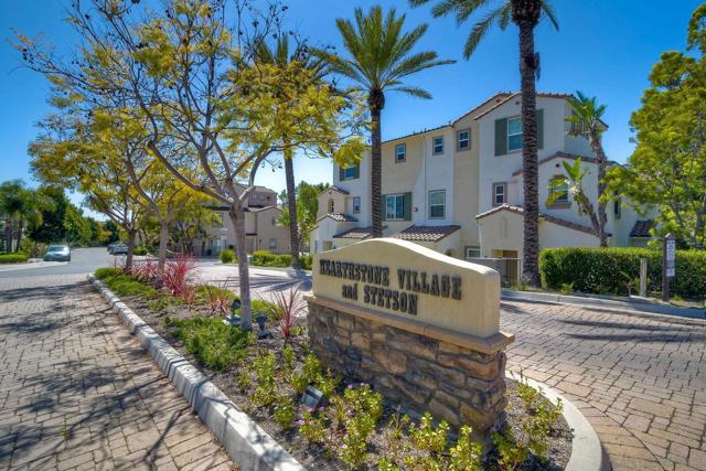 1297 Fools Gold, Chula Vista CA: https://media.crmls.org/mediaz/c9f93e5a-4d4f-472e-9031-87691d944523.jpg