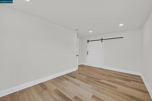 2043 Gill Port Ln, Walnut Creek CA: https://media.crmls.org/mediaz/c9f97fed-5894-41a6-8d09-3bcac57c294f.jpg