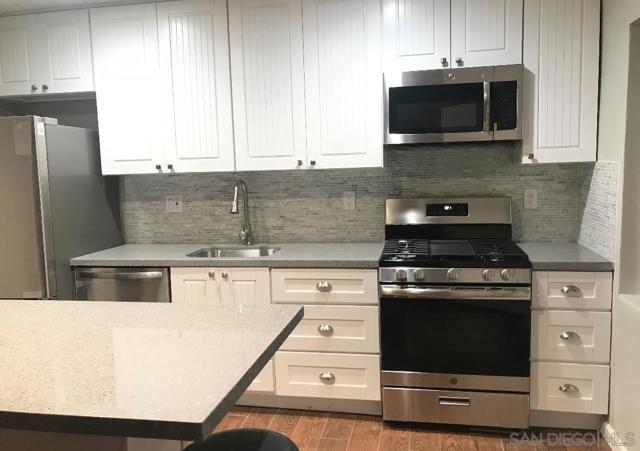 4209 15 49th St., San Diego CA: https://media.crmls.org/mediaz/c9fb2530-44cc-42b3-99e6-6b80cc43161d.jpg
