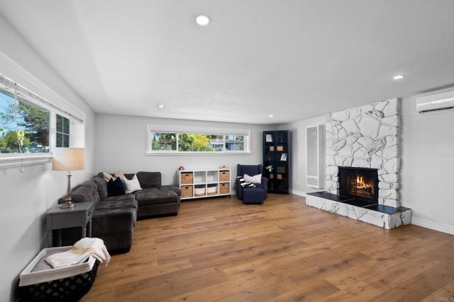 Detail Gallery Image 20 of 36 For 9341 Fermi Ave, San Diego,  CA 92123 - 3 Beds | 2 Baths