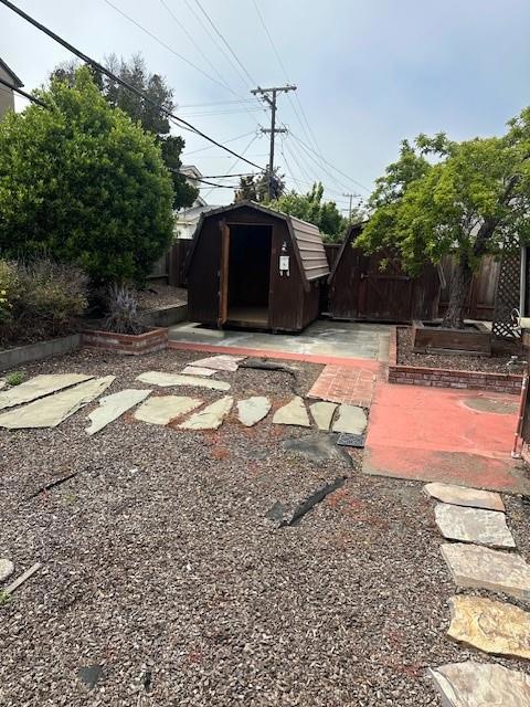 727 CHESTNUT Avenue, San Bruno CA: https://media.crmls.org/mediaz/c9fc058a-73a0-4c18-a3a8-77015c8eaf9a.jpg