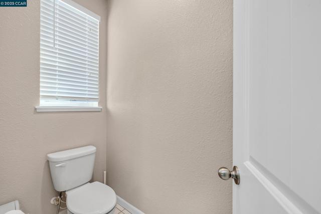 210 Belle Harbor Circle, Pittsburg CA: https://media.crmls.org/mediaz/c9fc3544-7a31-4292-af5e-caa788caaf5b.jpg