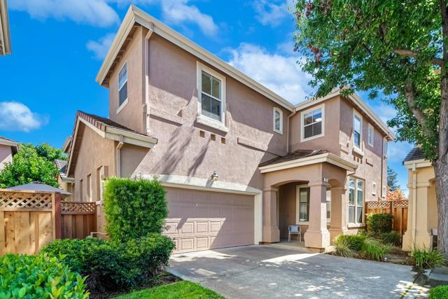 427 Nicholas Drive, Mountain View CA: https://media.crmls.org/mediaz/c9fcf34a-3f64-4b5f-833c-f70fbe09511d.jpg