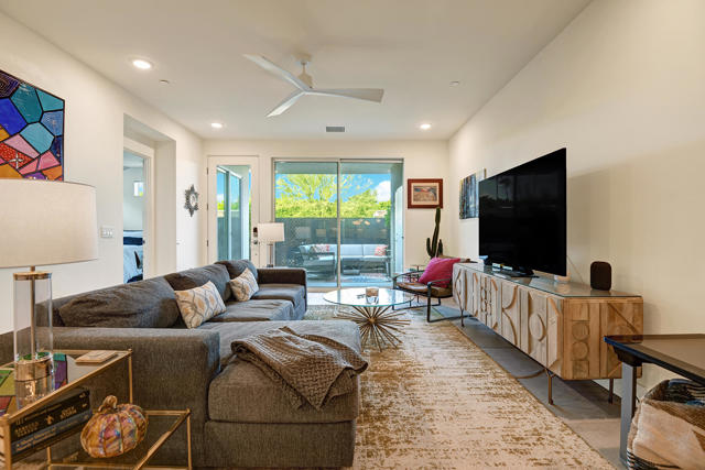 179 The Riv, Palm Springs CA: https://media.crmls.org/mediaz/c9fdb9b0-ef42-4cc9-afc4-d61622197760.jpg