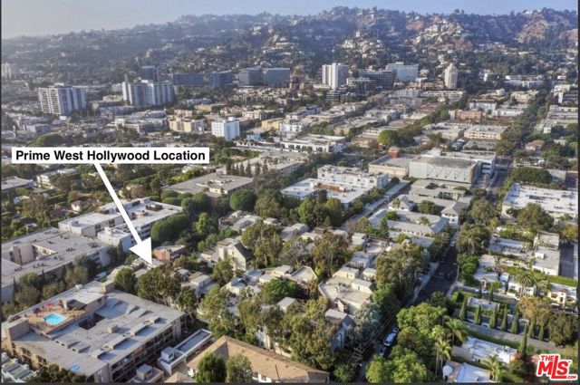 950 N Kings Road, West Hollywood CA: https://media.crmls.org/mediaz/c9fe3852-1a7c-4e7c-b4fb-e919ffe740f5.jpg