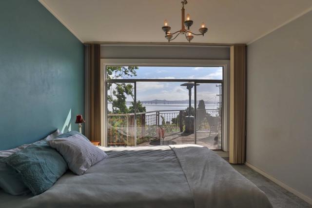 4980 Paradise Drive,  CA: https://media.crmls.org/mediaz/c9fecdbd-123c-4112-865d-fbaac10c1420.jpg