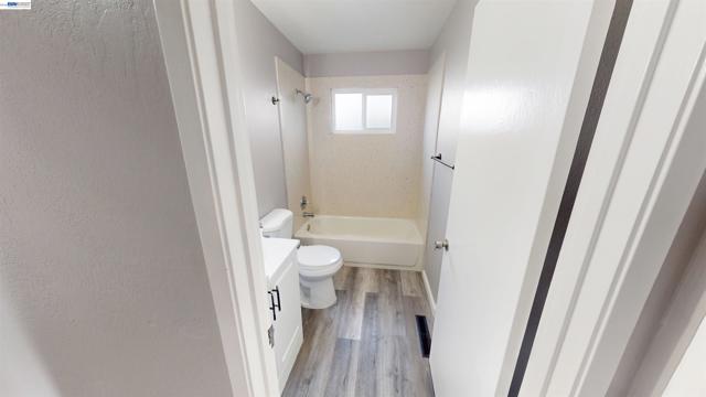 Image 20 of 22 For 2105 48th Ave