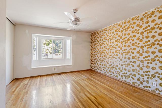 945 San Ramon Court, Mountain View CA: https://media.crmls.org/mediaz/c9ff2b32-3273-402f-8a1c-a53f267647ec.jpg