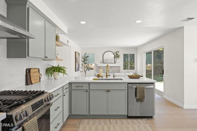 Detail Gallery Image 7 of 43 For 1974 Sierra Mesa Dr, Camarillo,  CA 93010 - 4 Beds | 3 Baths