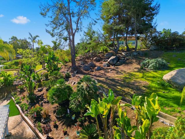 Detail Gallery Image 56 of 68 For 1921 Cresthaven Dr, Vista,  CA 92084 - 4 Beds | 3 Baths