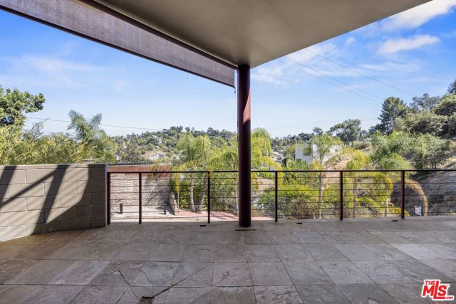 2222 Bancroft Avenue, Los Angeles CA: https://media.crmls.org/mediaz/ca00a386-9495-49cd-8dec-af92ea9505a2.jpg