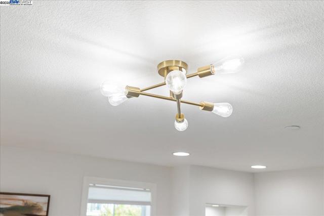 4206 Sunset View Dr, Dublin CA: https://media.crmls.org/mediaz/ca0254de-e7fd-441c-8d53-ab5ed1493e90.jpg