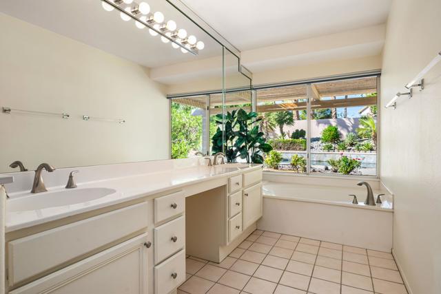 39041 Palace Drive, Palm Desert, CA 92211