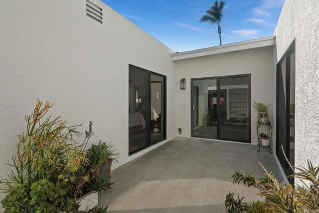 Detail Gallery Image 30 of 34 For 853 C Ave, Coronado,  CA 92118 - 4 Beds | 2 Baths
