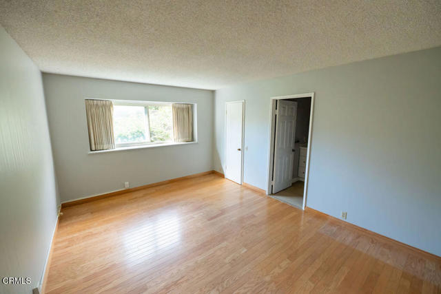 Detail Gallery Image 14 of 30 For 691 Springfield Ave, Ventura,  CA 93004 - 5 Beds | 2/1 Baths