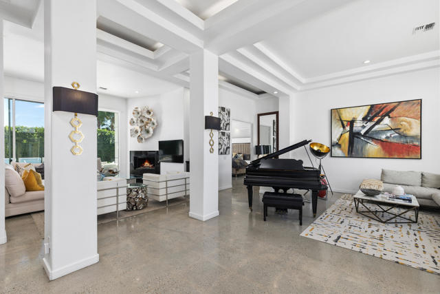 11_10940836_155431_155431-EI-109