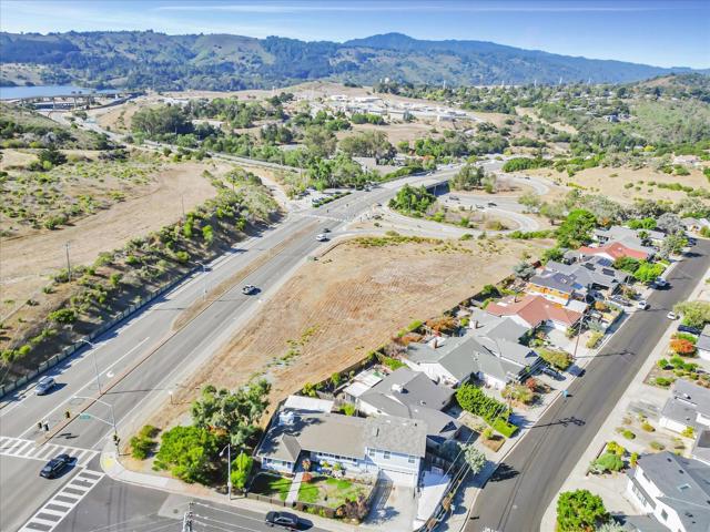 0 Ralston, Belmont CA: https://media.crmls.org/mediaz/ca06d6da-aa3d-46b3-96d4-1a076c00c813.jpg