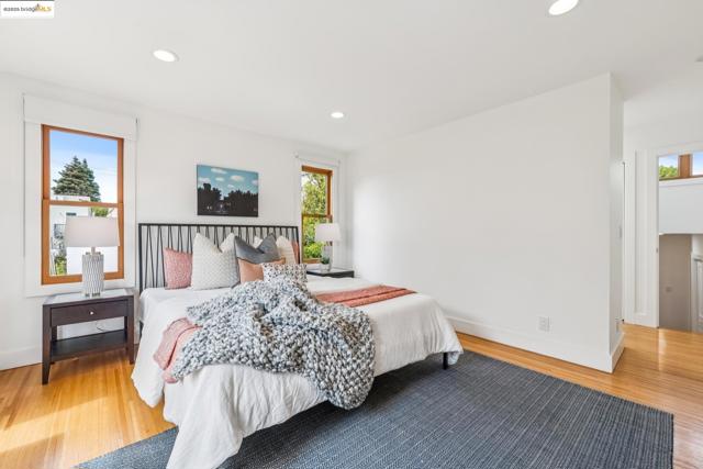 714 Evelyn Ave, Albany CA: https://media.crmls.org/mediaz/ca0895f7-a6a7-4bcd-8648-c83a34712166.jpg
