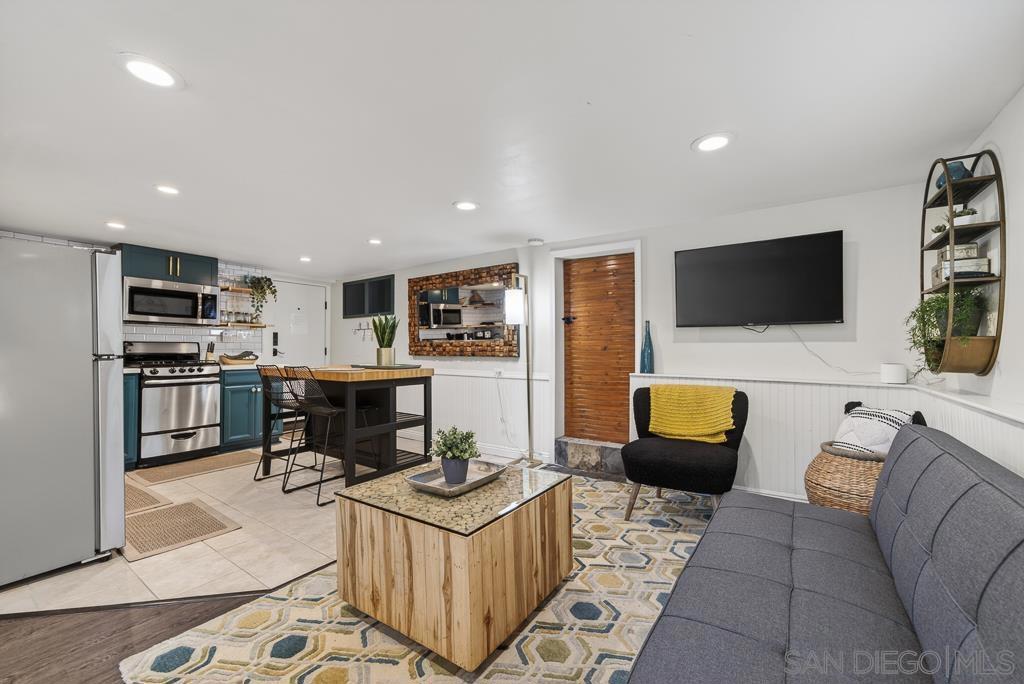 5438 Gilbert Dr #UNIT C - photo 14