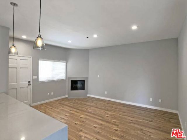 10560 SANTA MONICA, Los Angeles CA: https://media.crmls.org/mediaz/ca0a1c1f-8530-4823-9d07-5d9d84fcd9d7.jpg