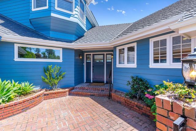 1212 Laurent Street, Santa Cruz CA: https://media.crmls.org/mediaz/ca0a2f83-944c-463f-8fb8-3d3402834e09.jpg