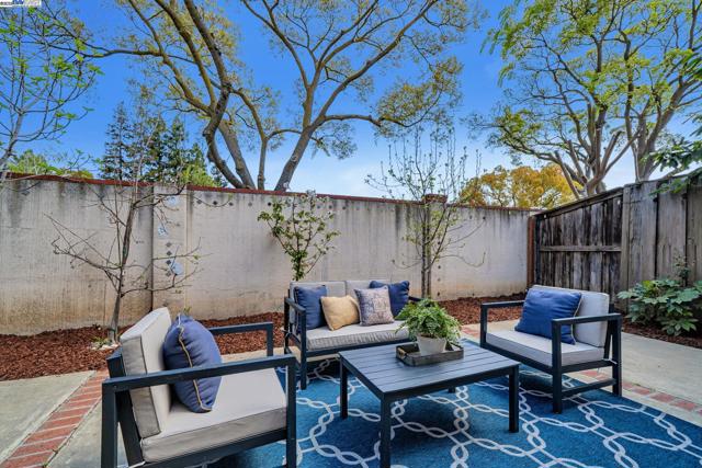 1549 Trimingham Drive, Pleasanton CA: https://media.crmls.org/mediaz/ca0b6357-6abe-41ae-aad0-b8830364fa03.jpg