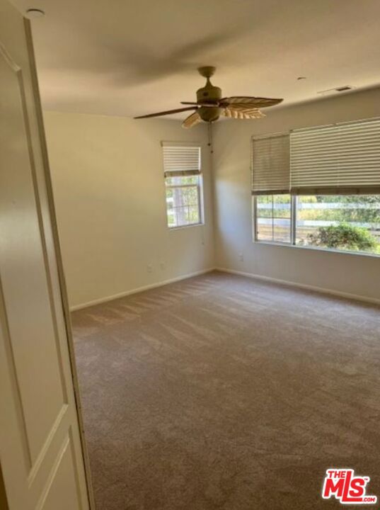 1808 Fallbrook Oaks Court, Fallbrook CA: https://media.crmls.org/mediaz/ca0ba2e9-da53-4e59-a1e7-6dbb069d4878.jpg