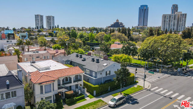 9660 W Olympic Boulevard, Beverly Hills CA: https://media.crmls.org/mediaz/ca0c8944-27cf-497a-bbae-839df235cbcf.jpg
