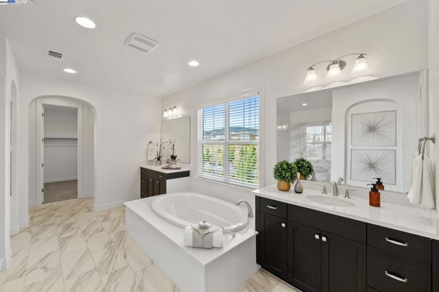 3044 Gritstone Street, Danville CA: https://media.crmls.org/mediaz/ca0d8782-22d7-455f-bed5-b2b59cb10d39.jpg