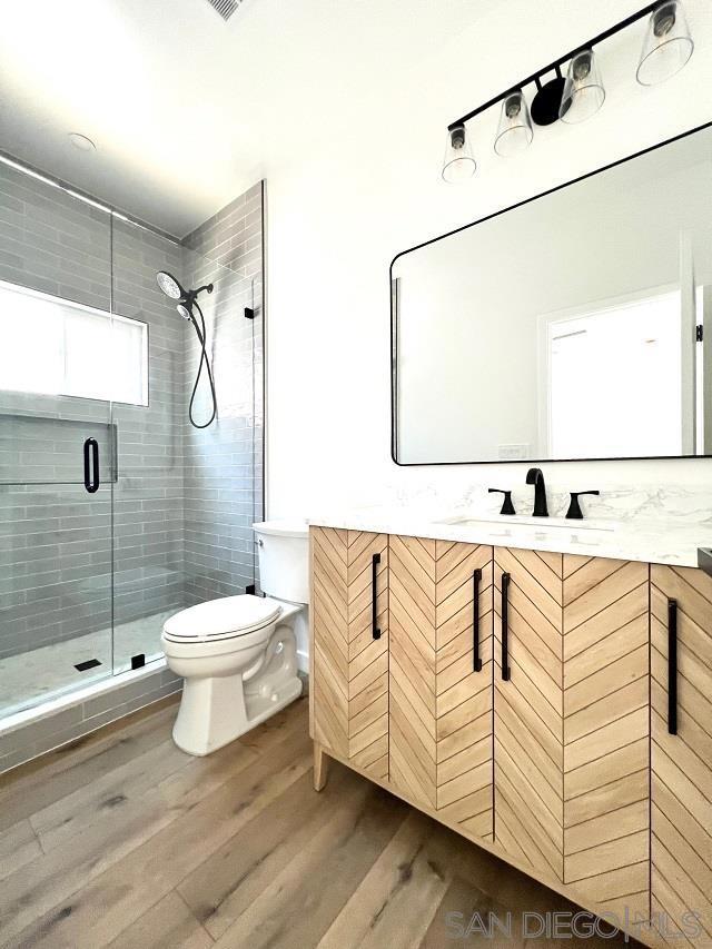 4922 Muir Ave, San Diego CA: https://media.crmls.org/mediaz/ca0d8928-fae4-4da2-bee9-33b2d9856719.jpg