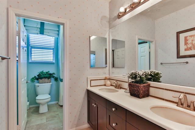 Detail Gallery Image 17 of 29 For 10518 Black Opal Rd, San Diego,  CA 92127 - 5 Beds | 4 Baths